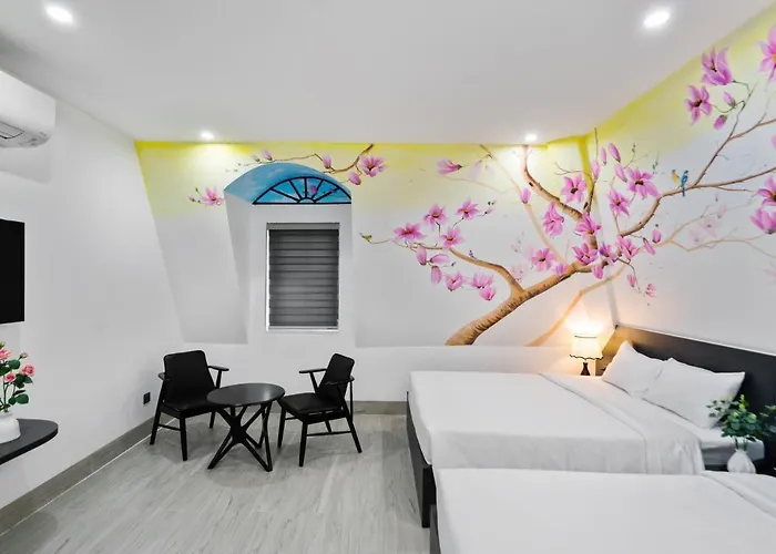Hotel The Enchanted - Bai Chay 3*